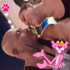 Meet your Posher, Carlos